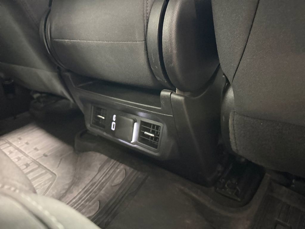 Used 2023 GMC Sierra 1500 Elevation w/ LPO, Elevation Black Package AWD/4WD image 22