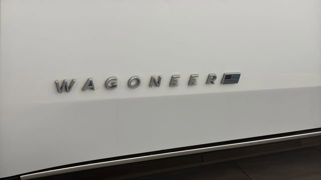 Used 2023 Jeep Wagoneer L Series III w/ Premium Group I image 37