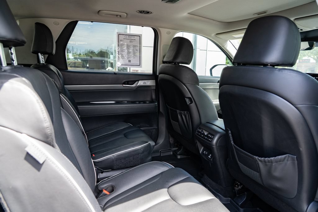 Used 2023 Hyundai Palisade SEL w/ Premium Package AWD/4WD image 27