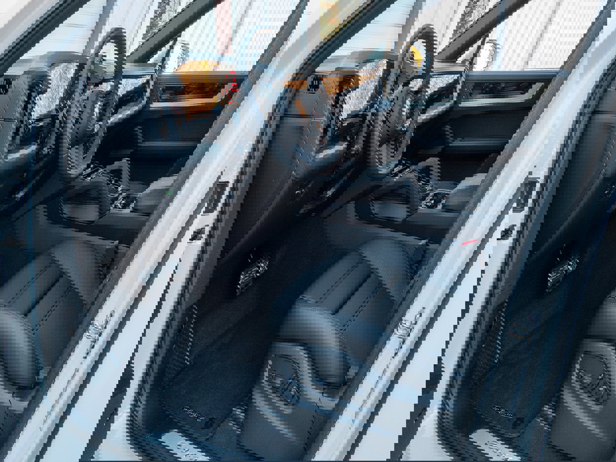 New 2026 Porsche Cayenne S image 4