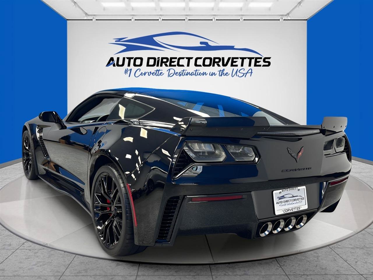 Used 2018 Chevrolet Corvette Z06 RWD image 14