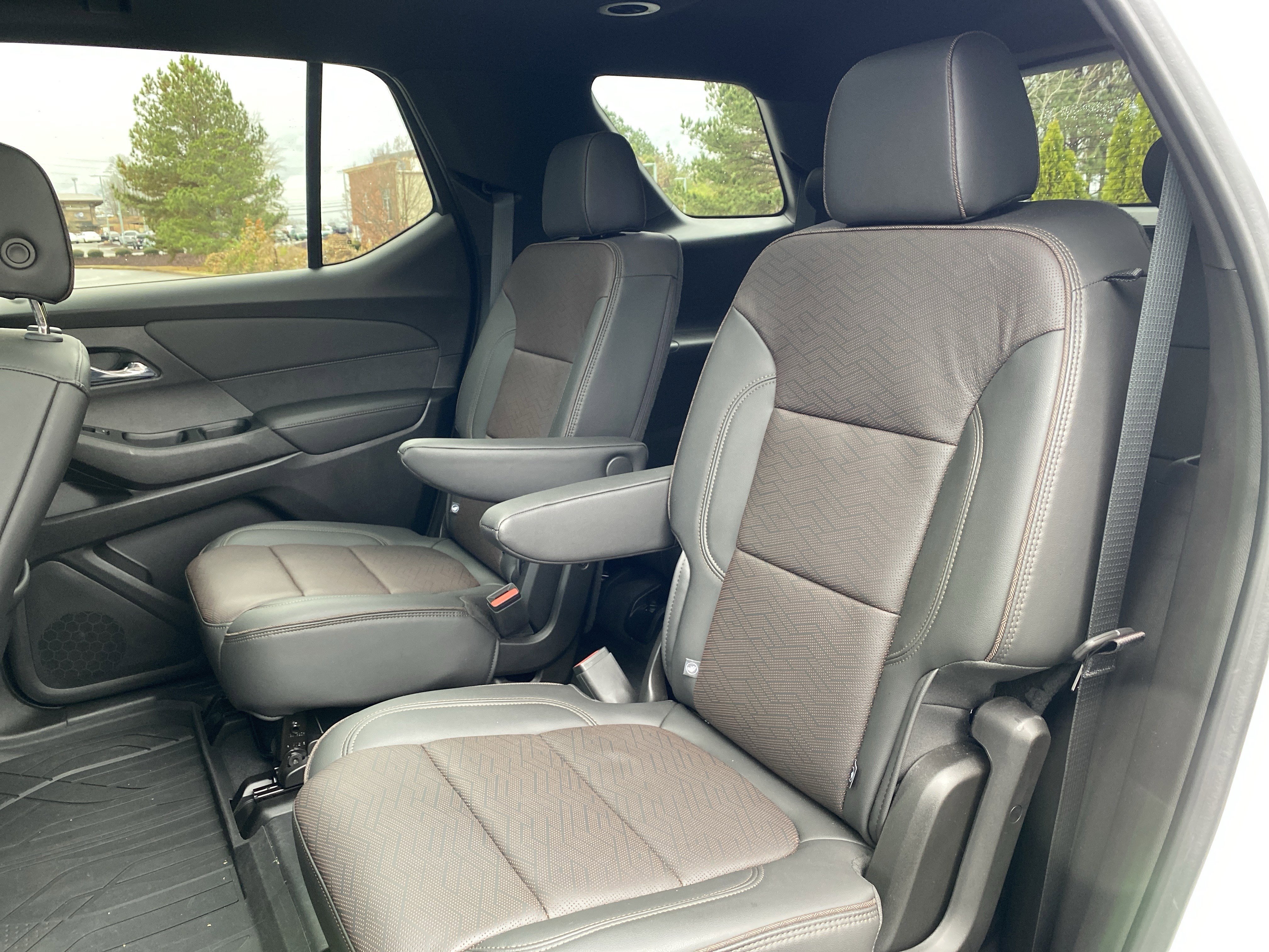 Used 2024 Chevrolet Traverse High Country w/ LPO, Floor Liner Package image 8