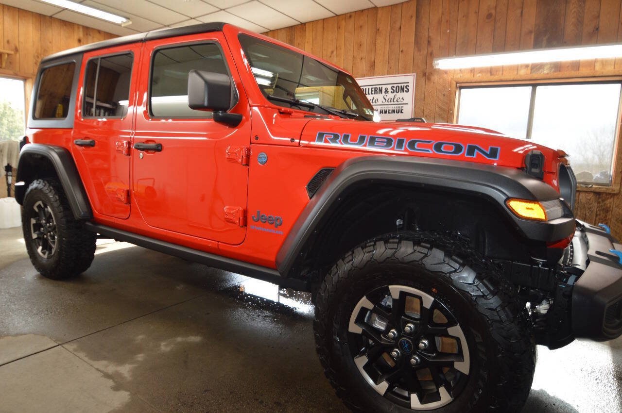 Used 2025 Jeep Wrangler Unlimited Rubicon 4xe w/ Safety Group AWD/4WD image 14
