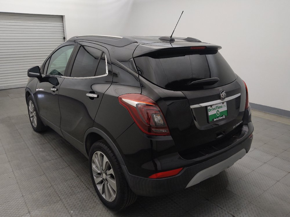 Used 2020 Buick Encore Preferred FWD image 5