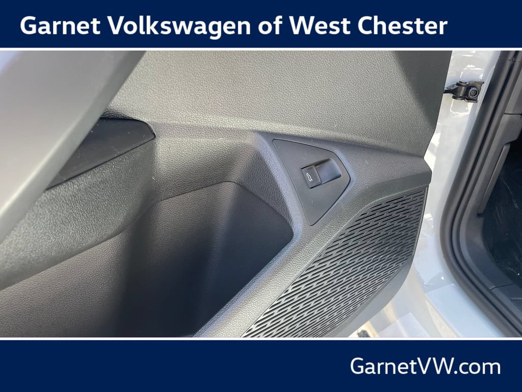 New 2026 Volkswagen Jetta SE FWD image 13