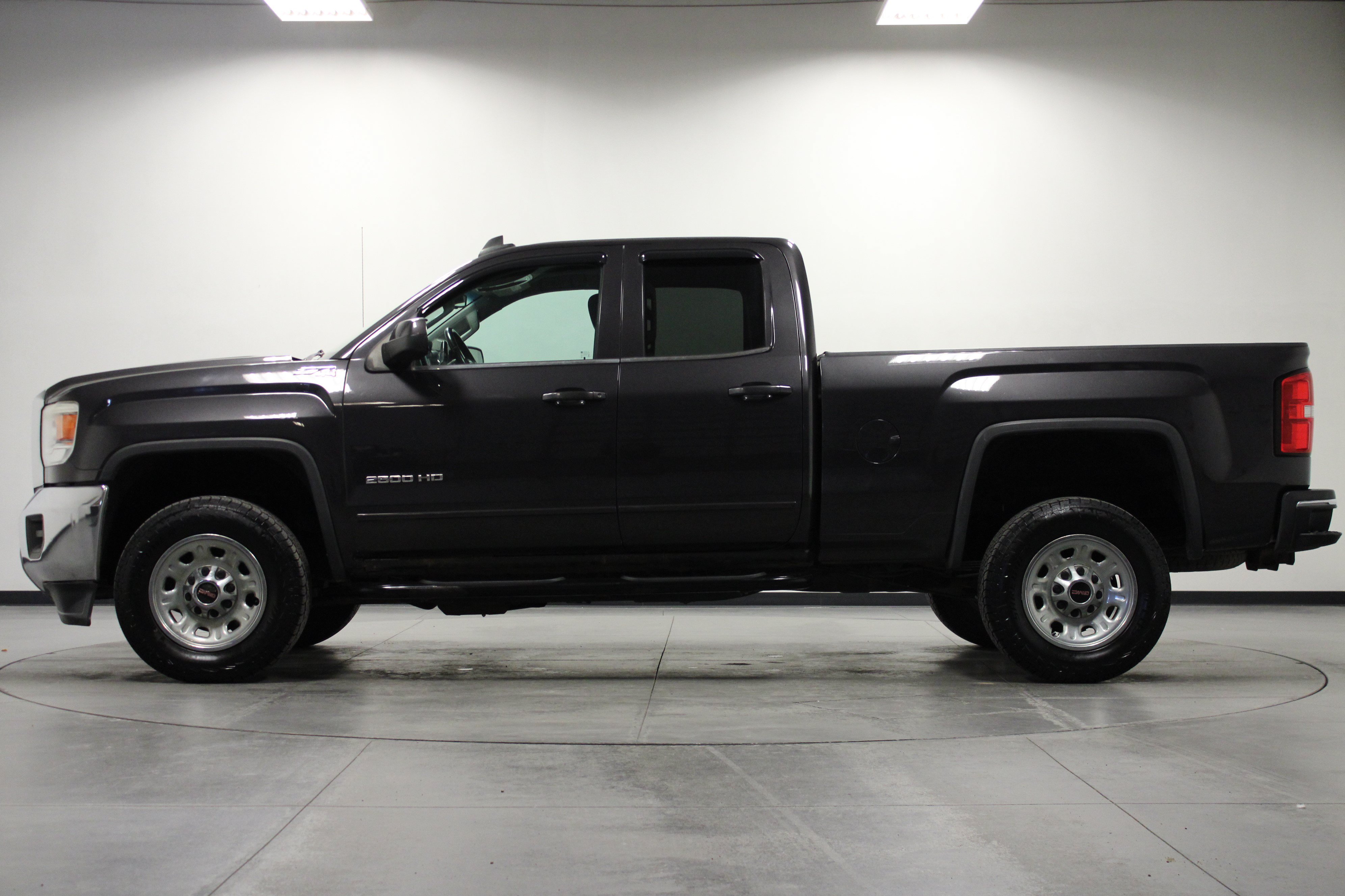 Used 2015 GMC Sierra 2500 SLE AWD/4WD image 7