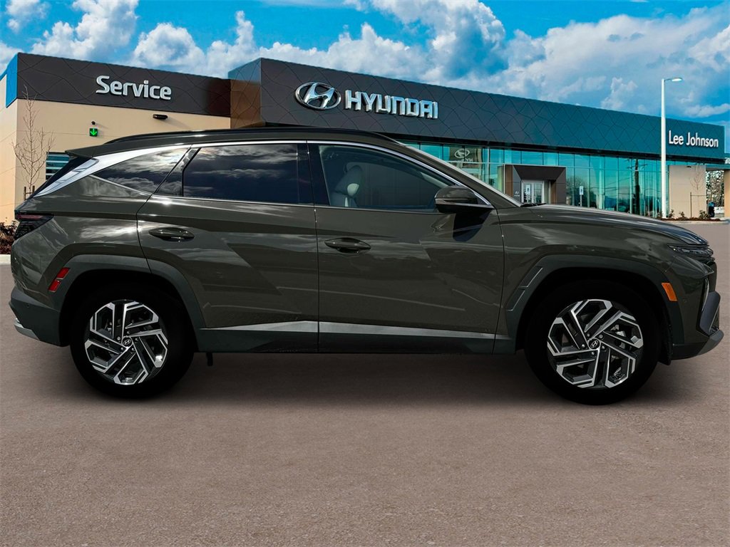 New 2025 Hyundai Tucson Limited image 9