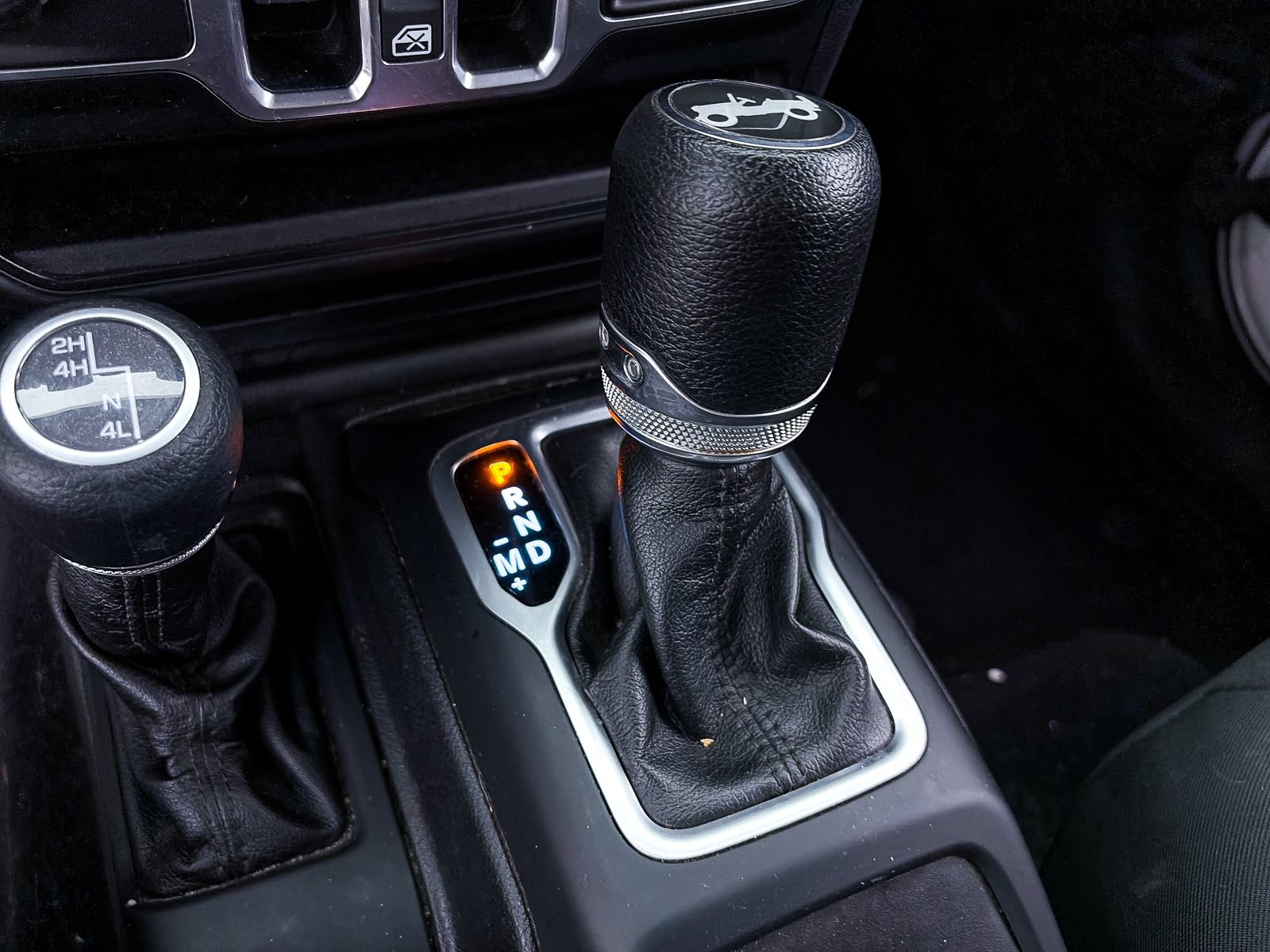 Used 2018 Jeep Wrangler Unlimited Sport S AWD/4WD image 22
