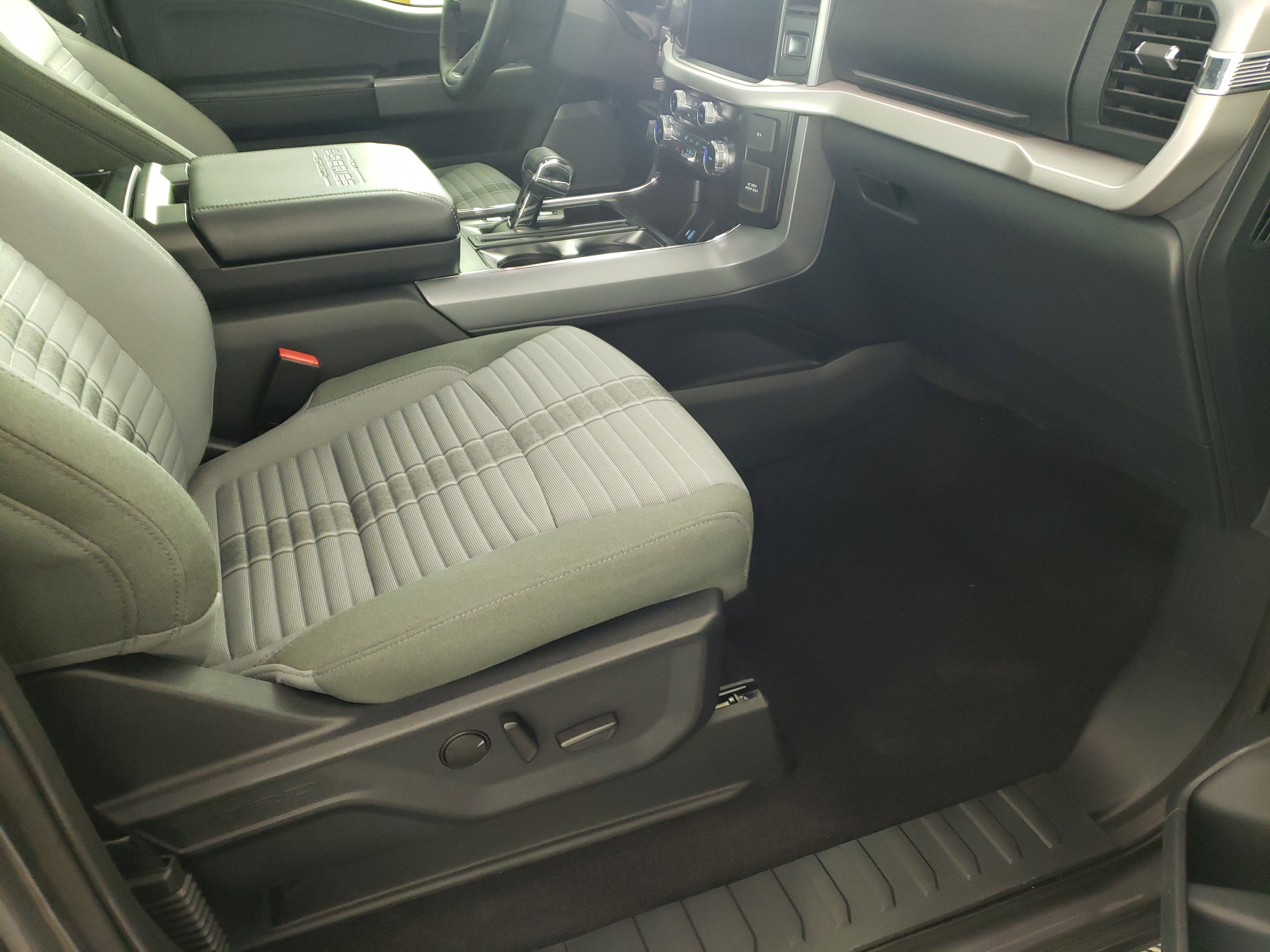 Used 2023 Ford F150 XLT w/ Equipment Group 302A High image 16