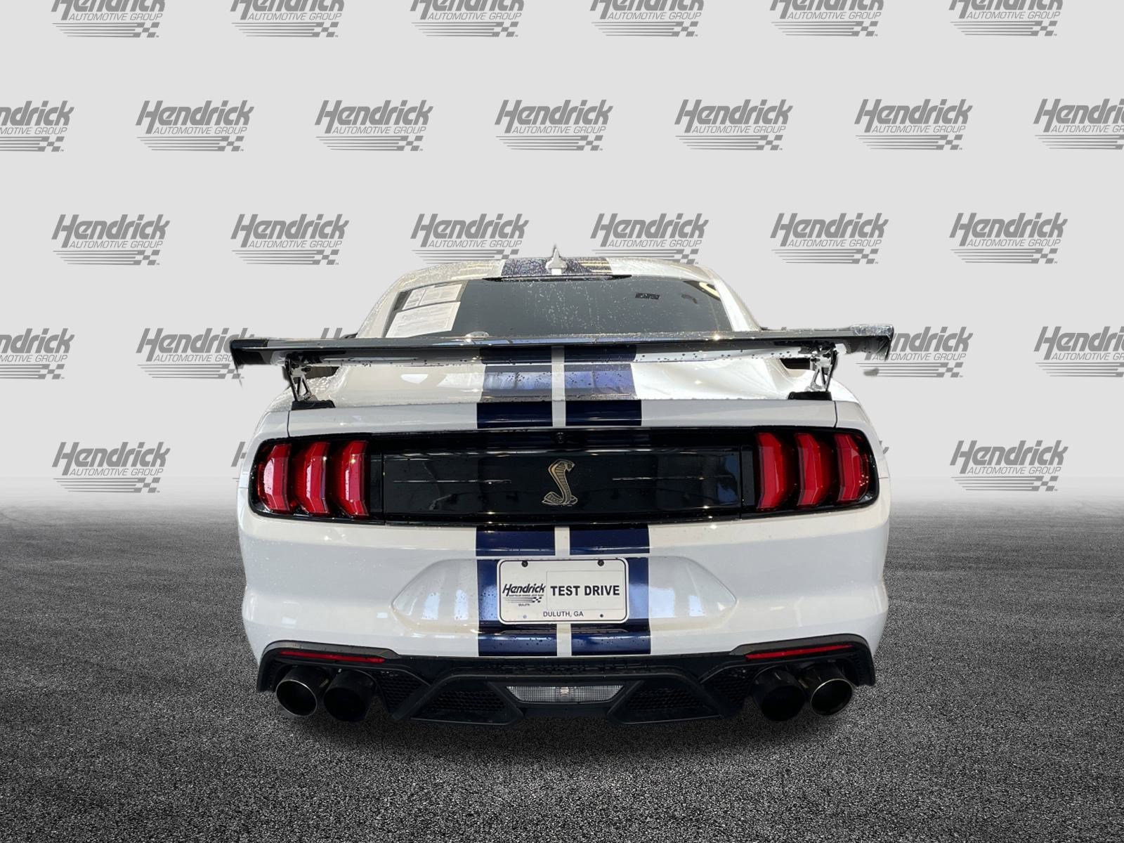 Used 2021 Ford Mustang Shelby GT500 w/ Carbon Fiber Track Pack RWD image 9