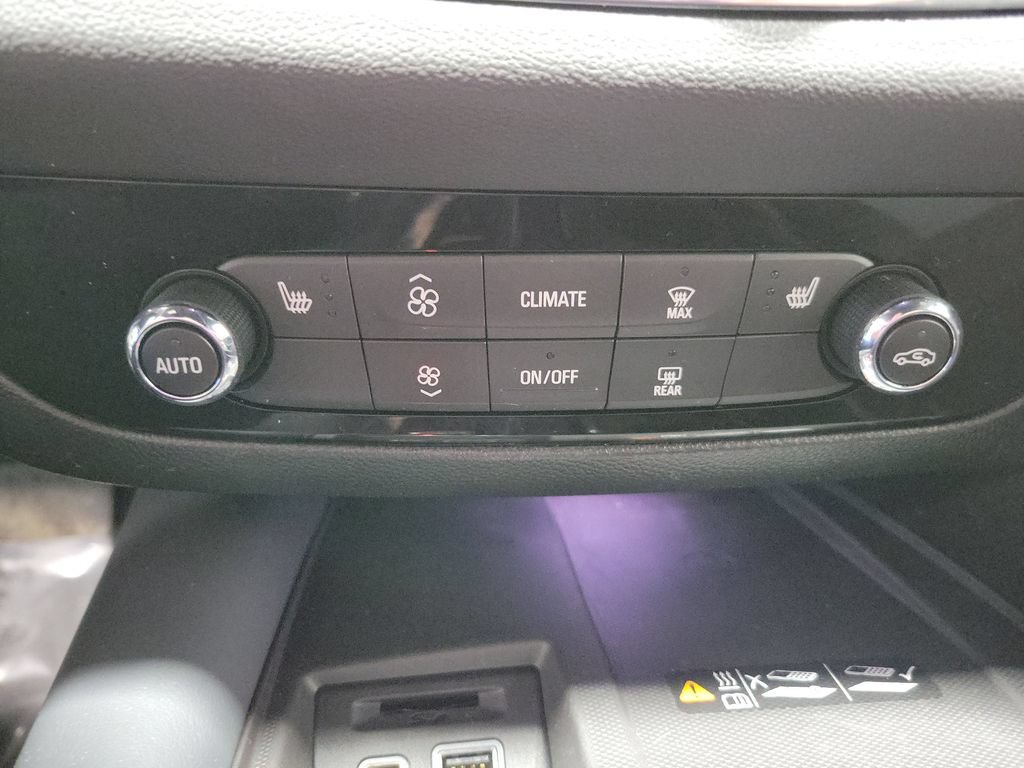 Used 2023 Buick Enclave Essence w/ Experience Buick Package AWD/4WD image 45