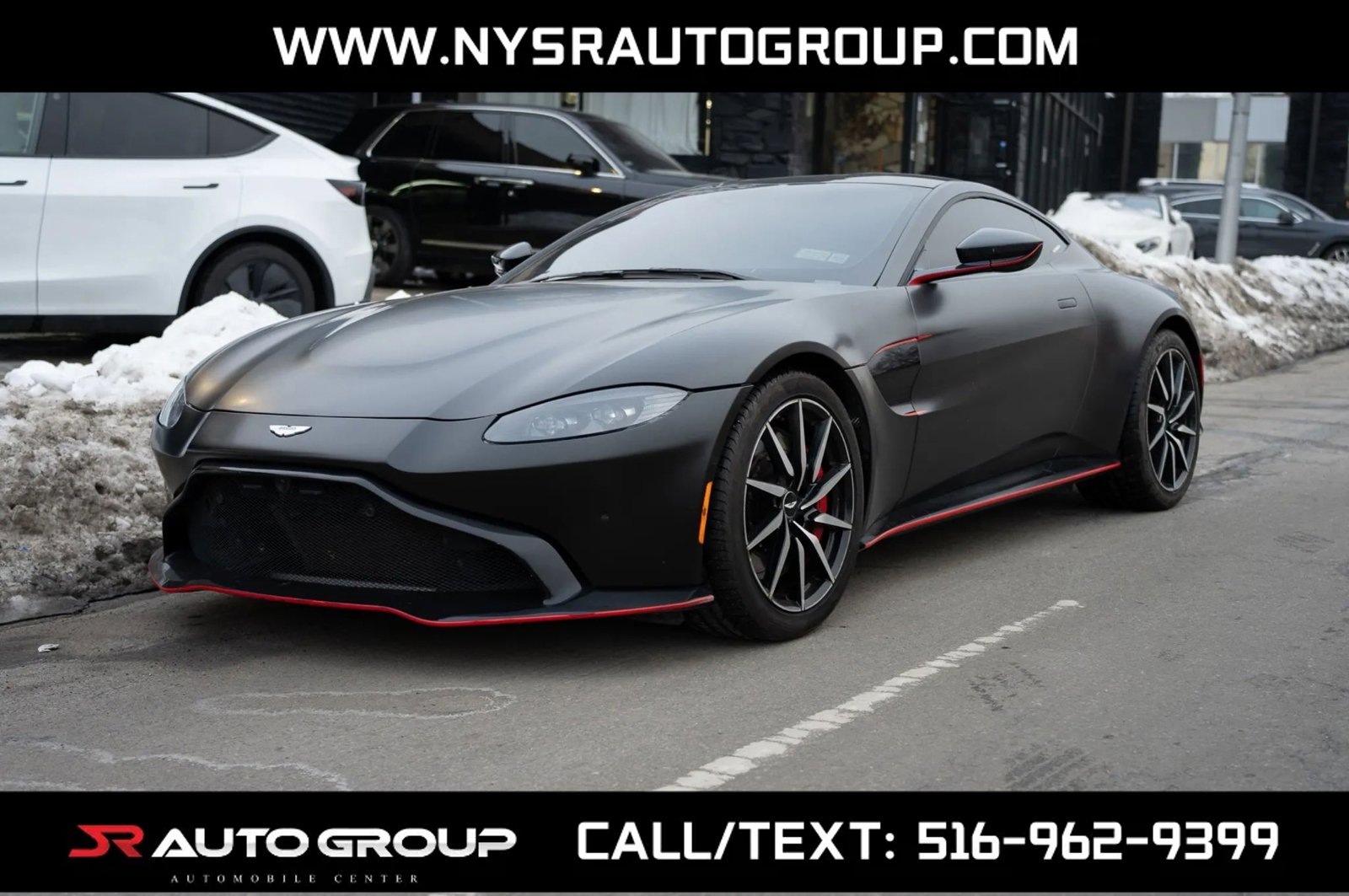 Used 2019 Aston Martin V8 Vantage Coupe image 1