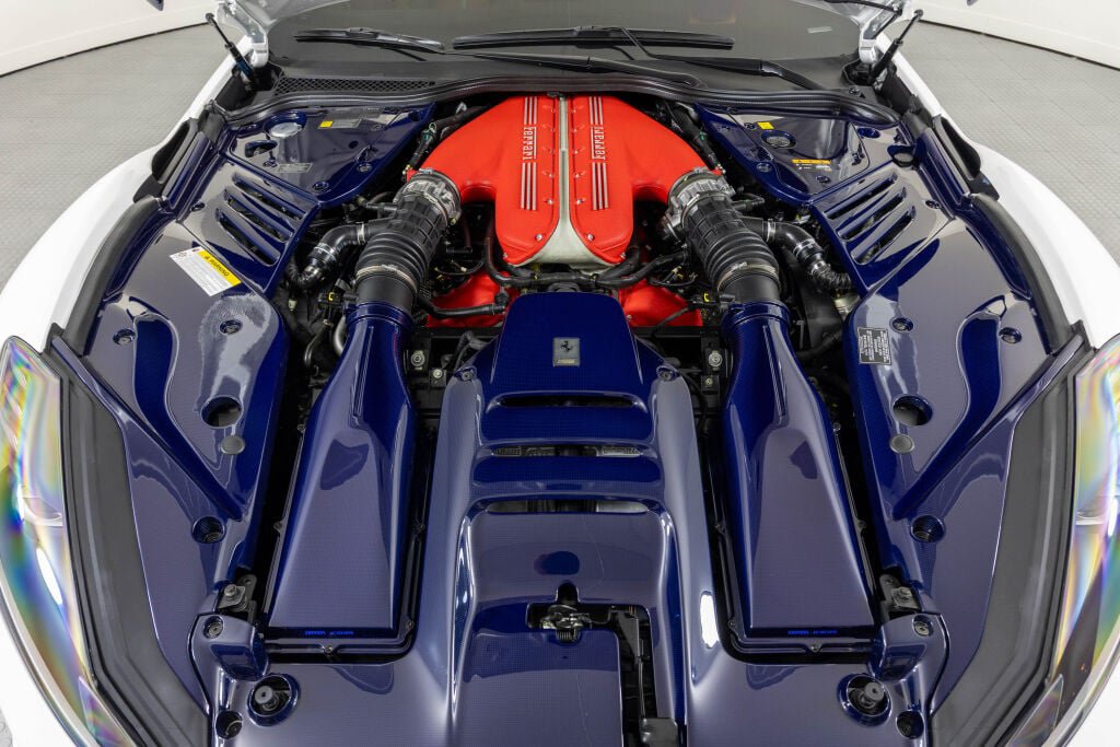 Used 2023 Ferrari 812 Competizione RWD image 71