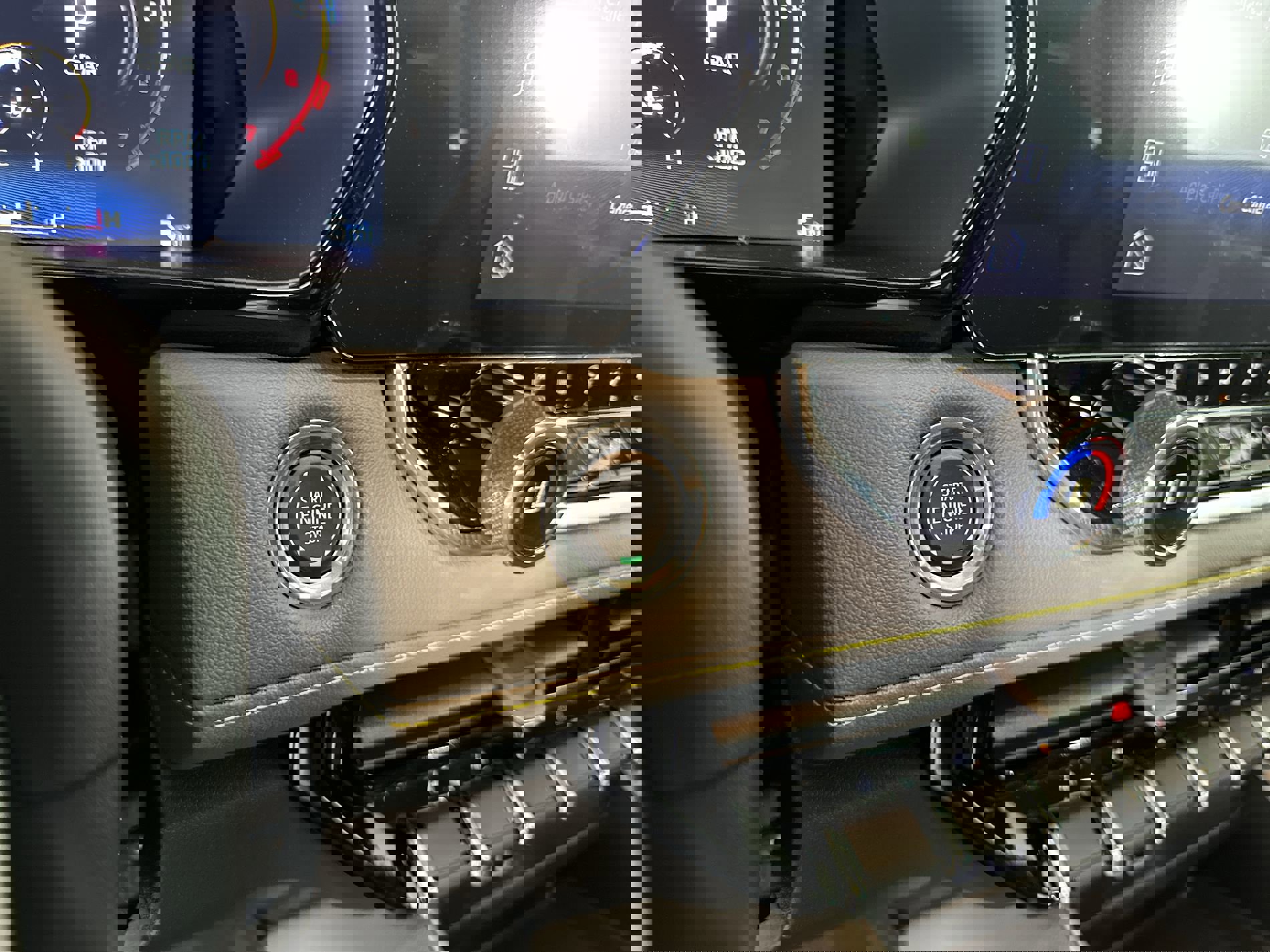 New 2025 Chevrolet Colorado ZR2 w/ Technology Package image 17