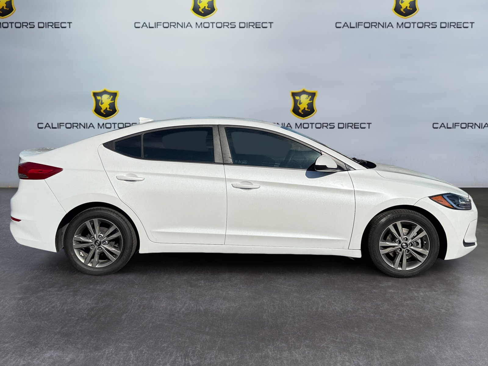 Used 2017 Hyundai Elantra SE image 6