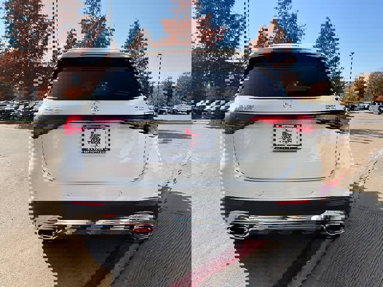 Used 2024 Mercedes-Benz GLC 300 4MATIC image 7