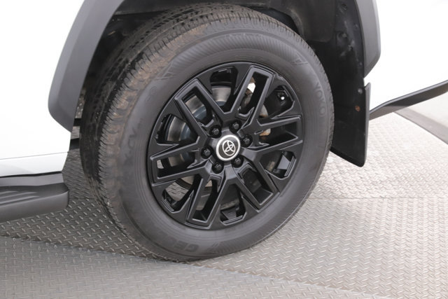 Used 2024 Toyota Sequoia Limited AWD/4WD image 20