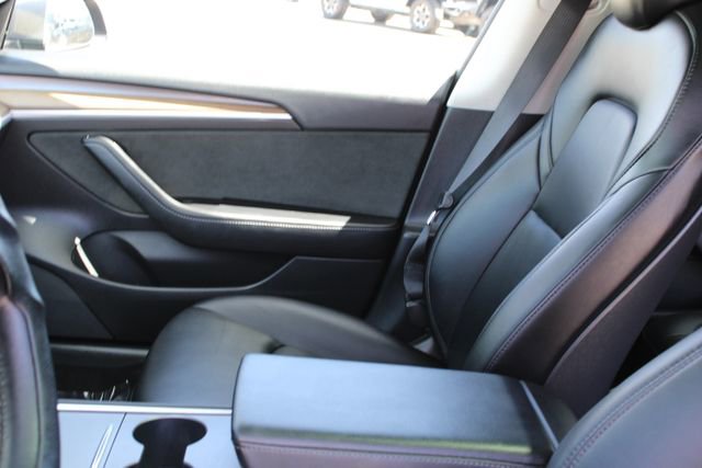Used 2022 Tesla Model 3 Long Range AWD/4WD image 23