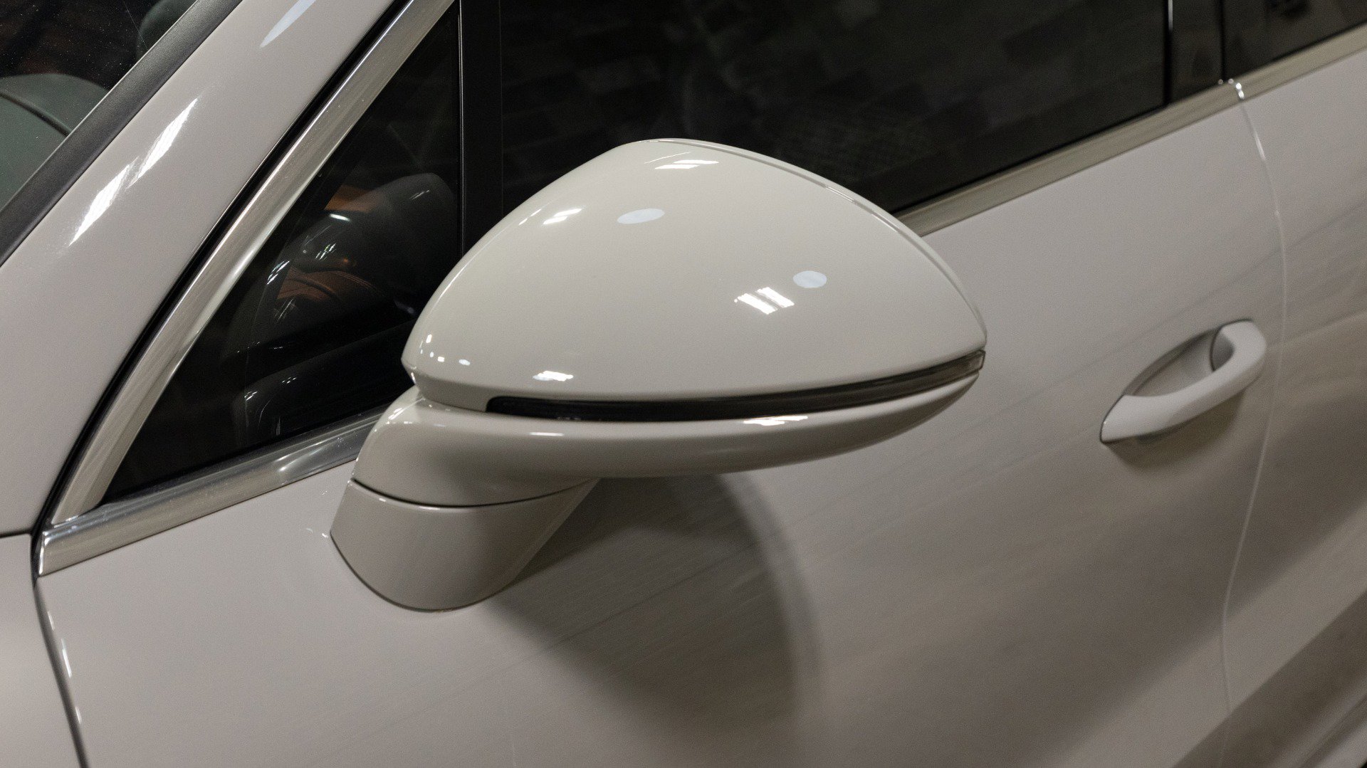 Used 2021 Porsche Cayenne Turbo S image 10