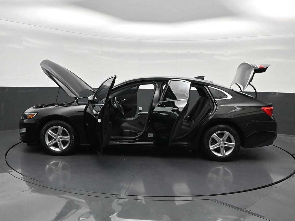 Used 2020 Chevrolet Malibu LS FWD image 41
