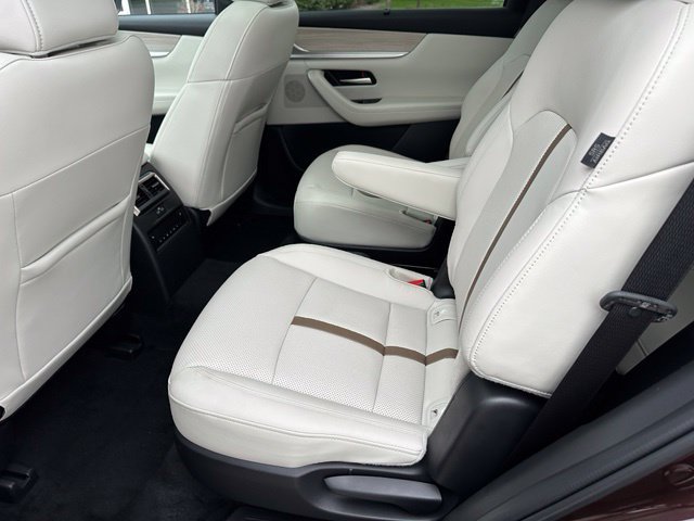 Used 2024 MAZDA CX-90 Plug-In Hybrid w/ Premium Plus AWD/4WD image 18