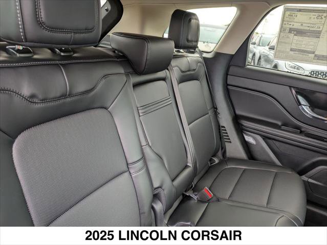 New 2025 Lincoln Corsair FWD w/ Equipment Group 101A image 13
