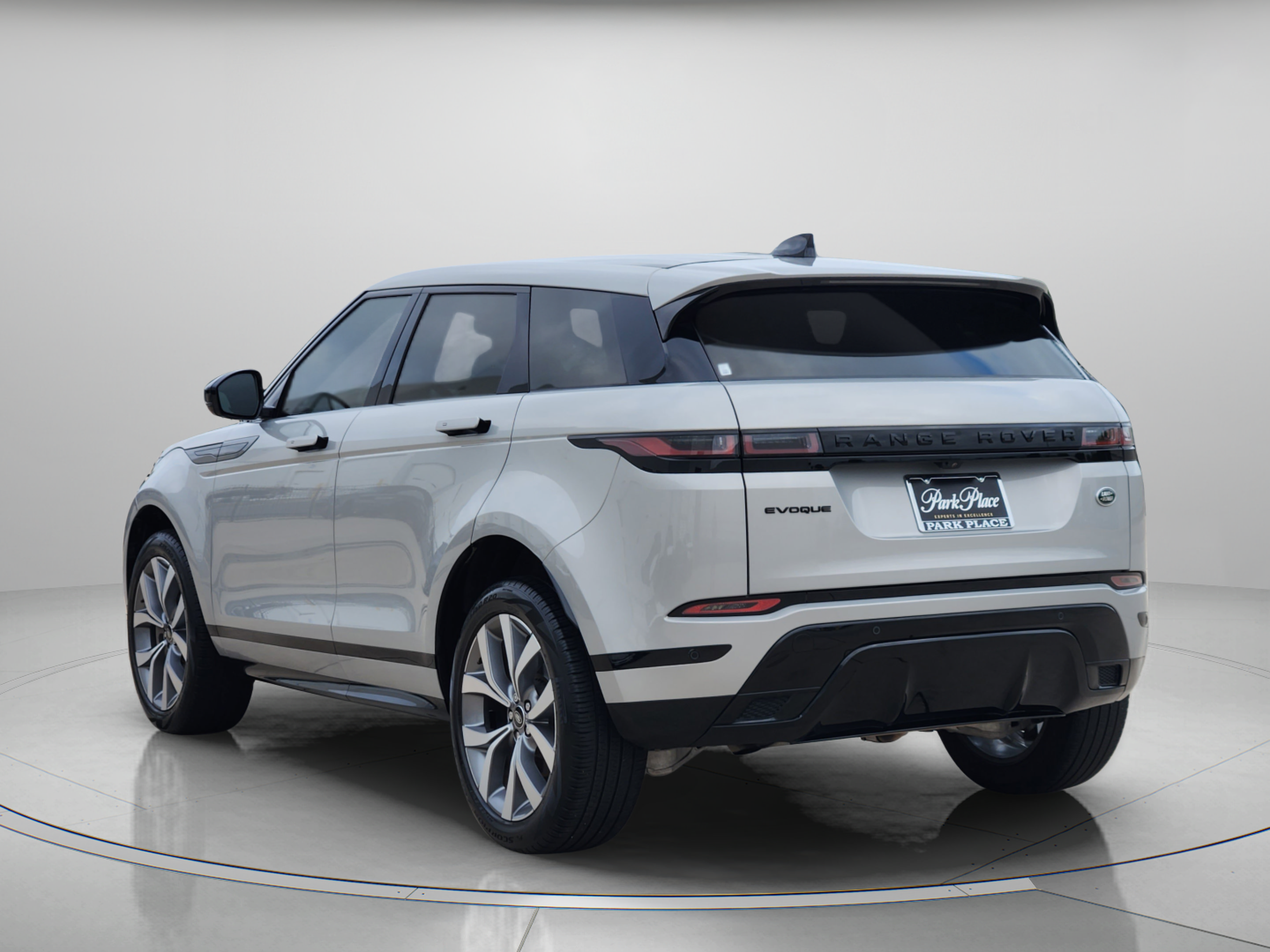 Certified 2023 Land Rover Range Rover Evoque R-Dynamic S AWD/4WD image 3