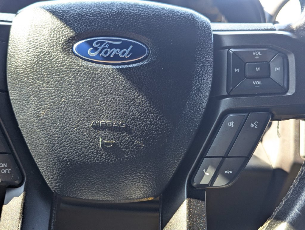Used 2019 Ford Expedition Limited w/ Equipment Group 301A AWD/4WD image 16