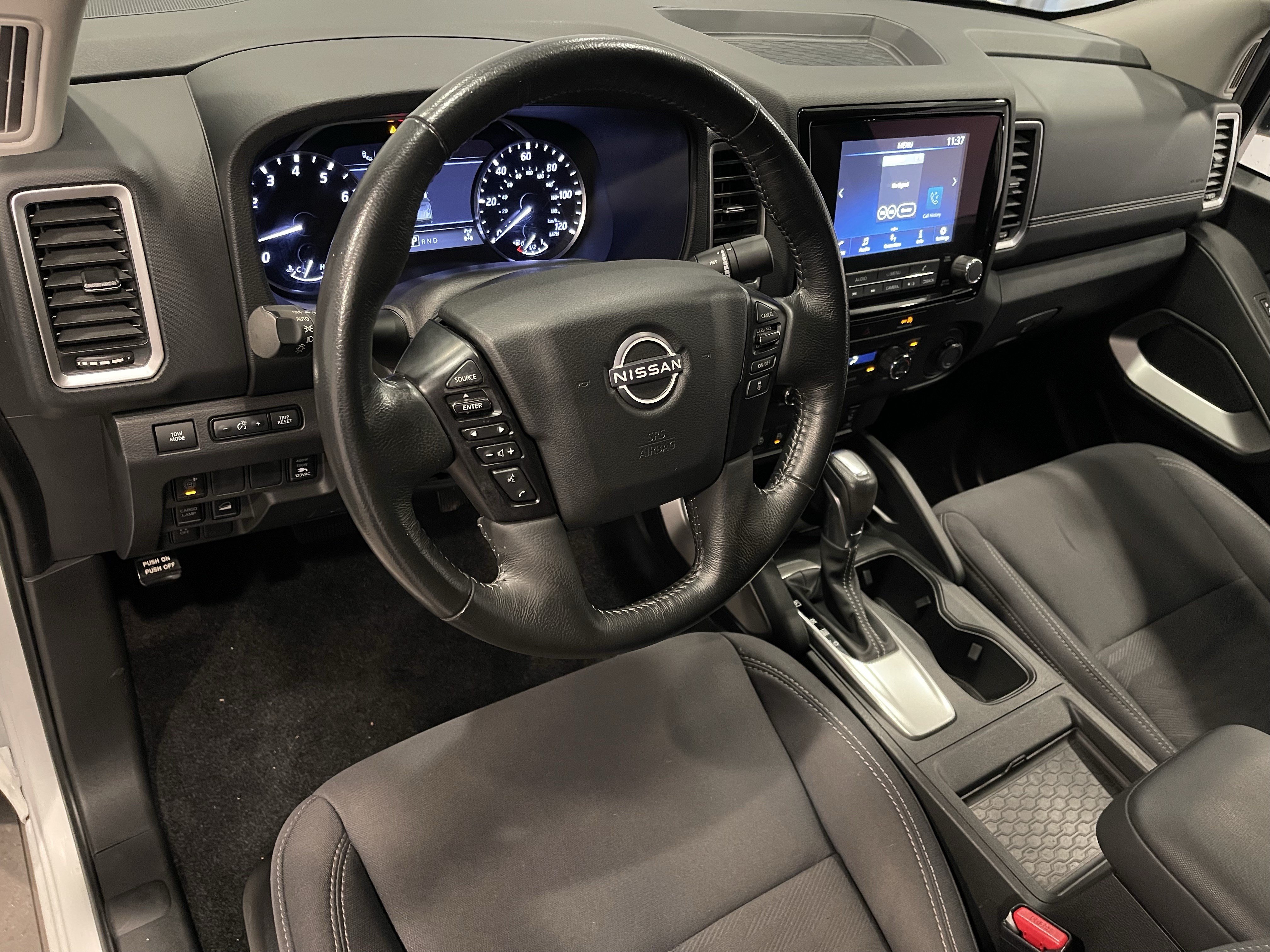 Used 2023 Nissan Frontier SV w/ SV Convenience Package AWD/4WD image 13