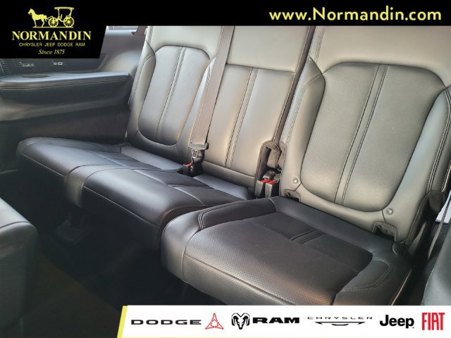 Used 2024 Jeep Grand Wagoneer L Series II w/ Quick Order Packagew 28T AWD/4WD image 18