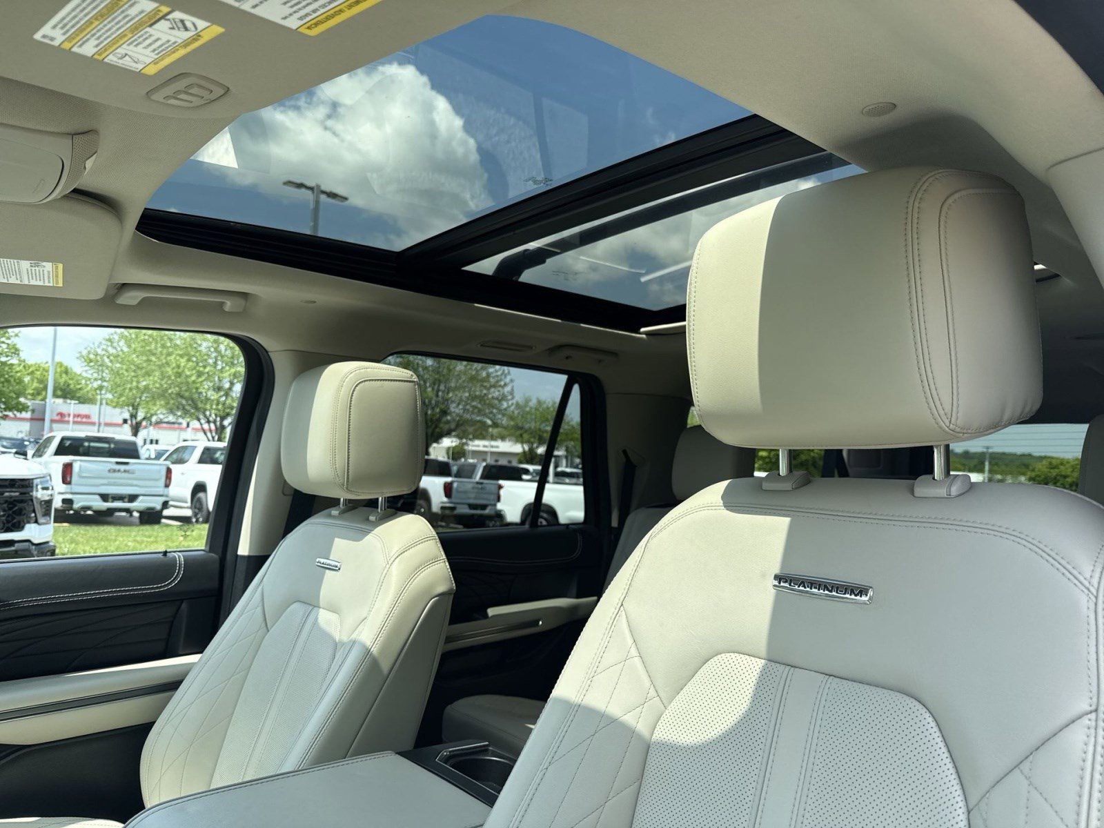 Used 2021 Ford Expedition Max Platinum AWD/4WD image 23