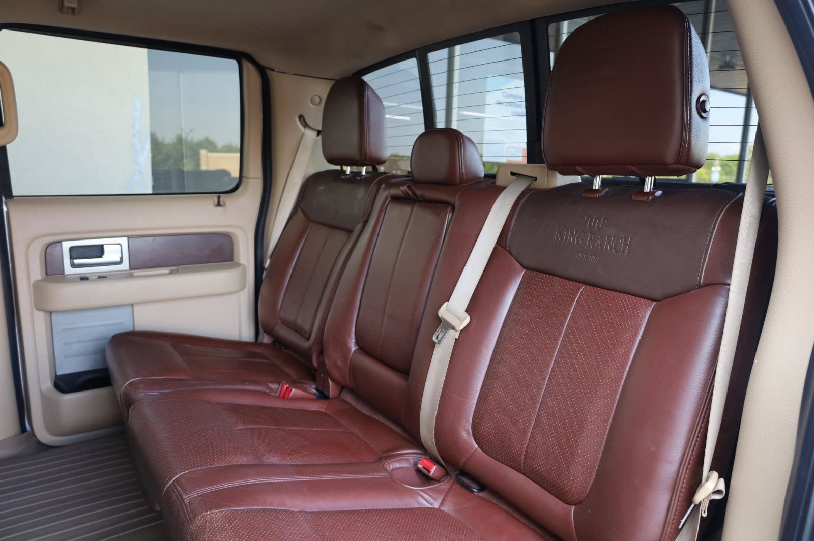 Used 2014 Ford F150 King Ranch w/ King Ranch Luxury Package AWD/4WD image 18