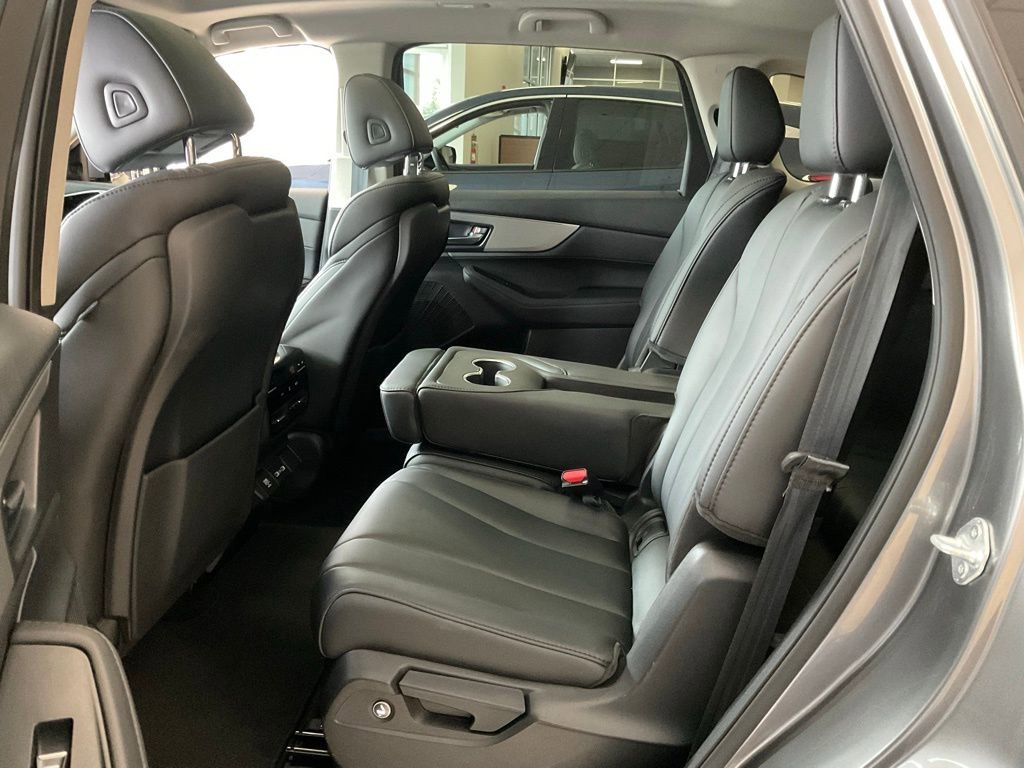 Certified 2023 Acura MDX SH-AWD image 24