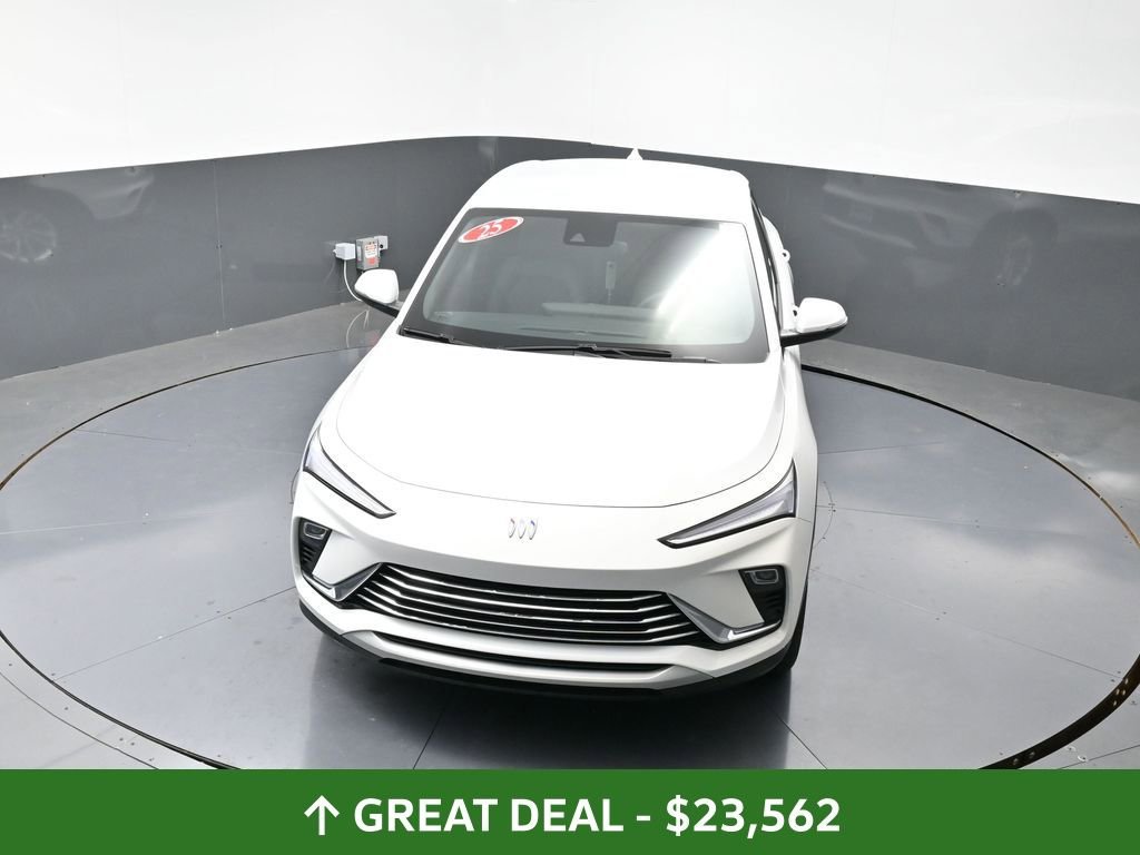 Used 2025 Buick Envista Preferred image 44