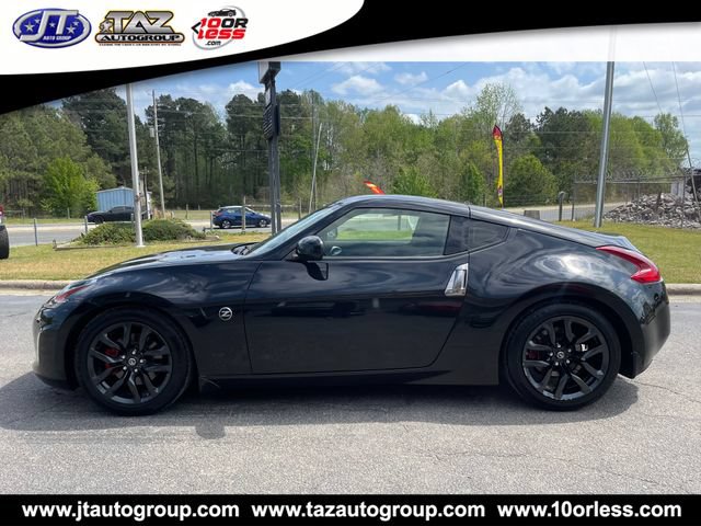 Used 2019 Nissan 370Z Coupe RWD image 3