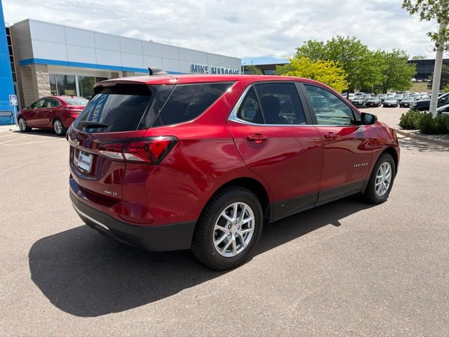 Used 2024 Chevrolet Equinox LT AWD/4WD image 6