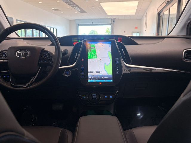 Used 2020 Toyota Prius Limited FWD image 18