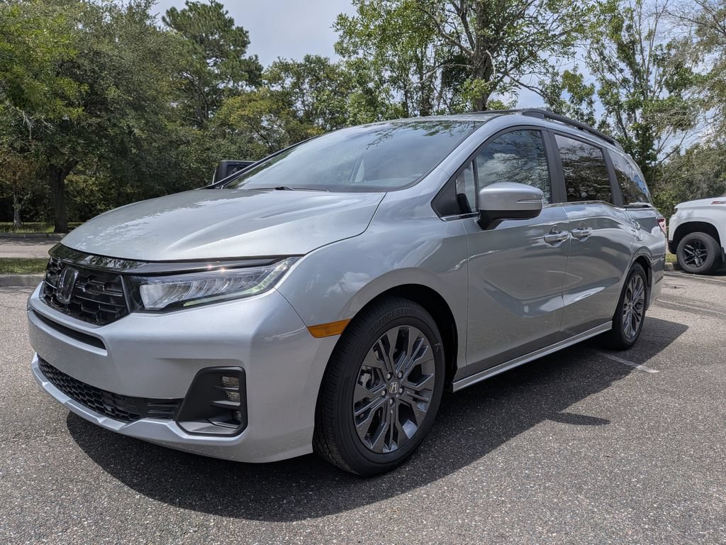 New 2026 Honda Odyssey Touring image 8