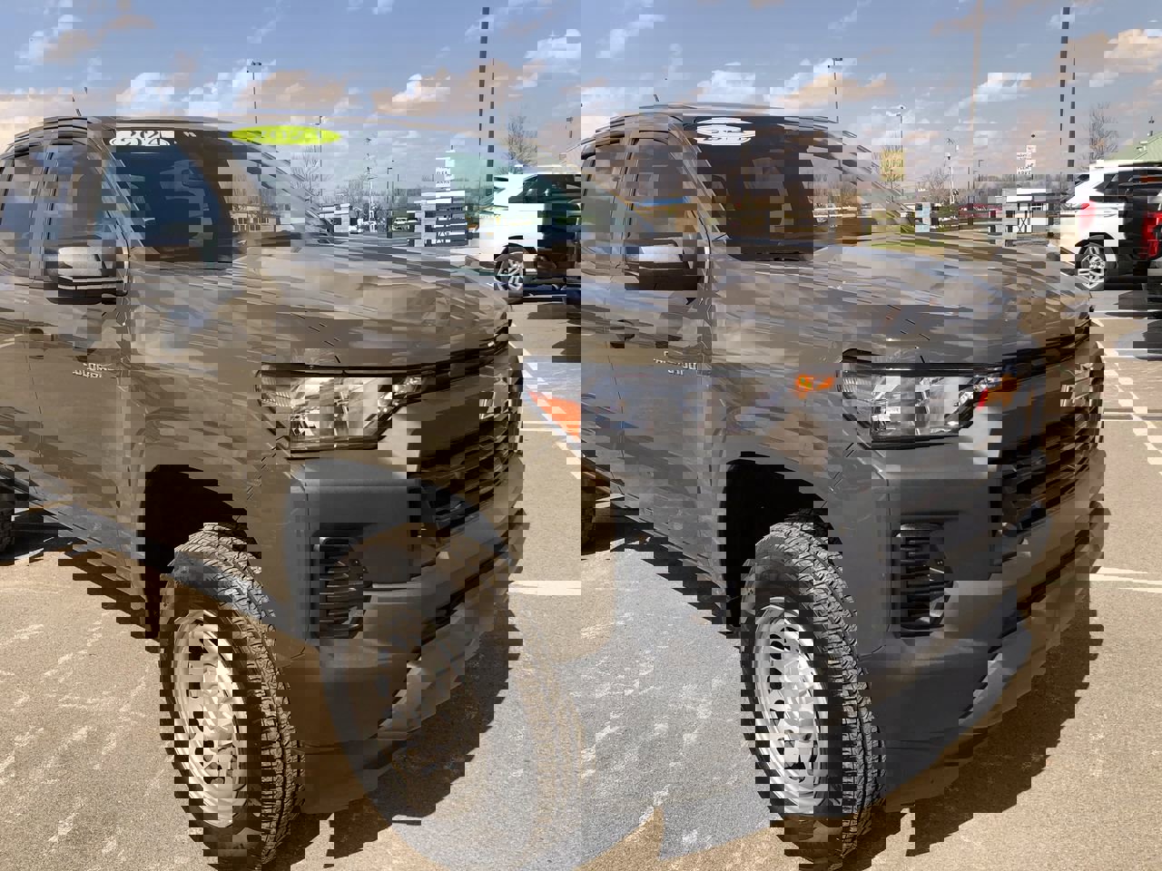 Used 2024 Chevrolet Colorado W/T image 7