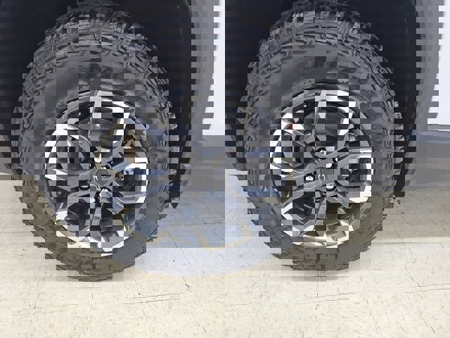 New 2026 Chevrolet Equinox ACTIV w/ Convenience Package III image 26