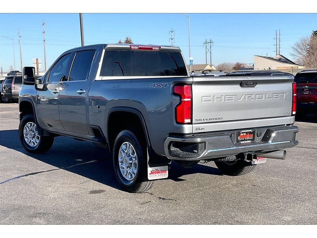 Used 2025 Chevrolet Silverado 3500 LTZ AWD/4WD image 13