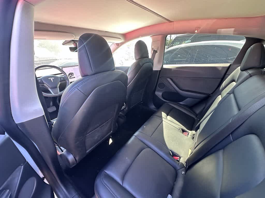 Used 2021 Tesla Model Y Long Range AWD/4WD image 8
