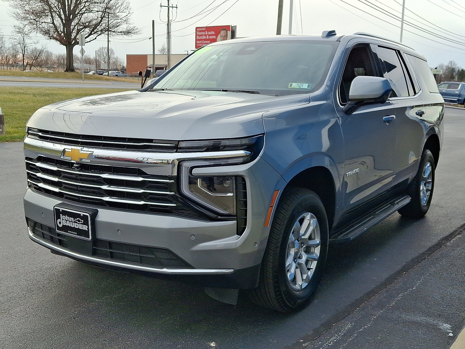 Used 2025 Chevrolet Tahoe LT image 3