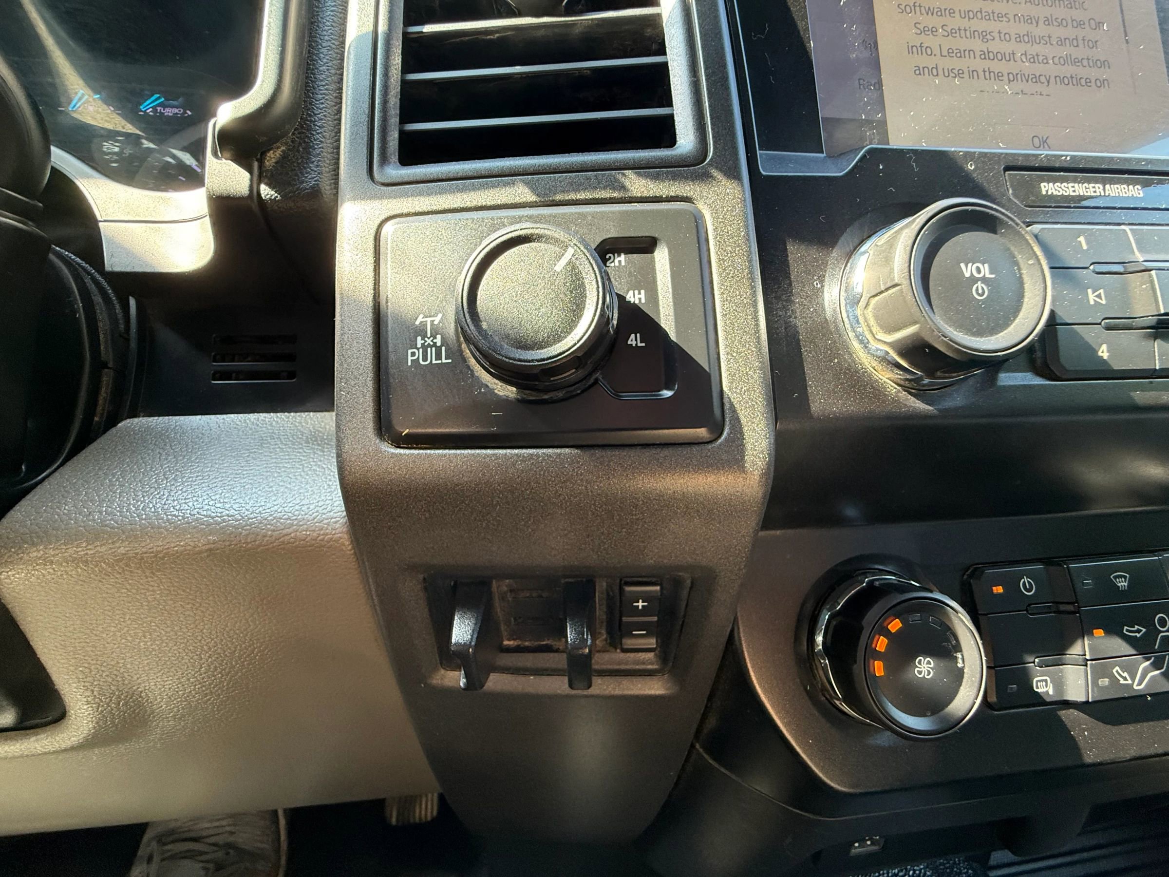 Used 2020 Ford F250 XL image 25