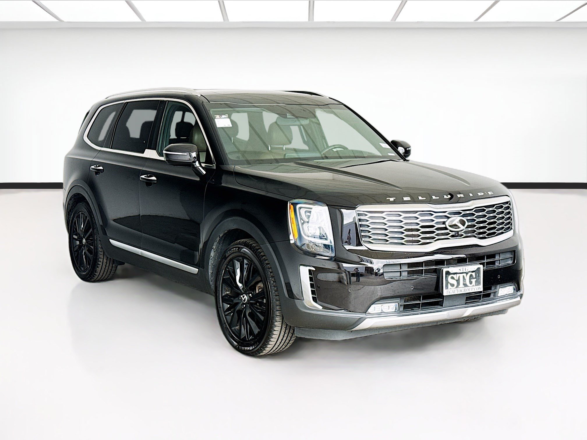 Used 2021 Kia Telluride SX w/ SX Prestige Package AWD/4WD image 3
