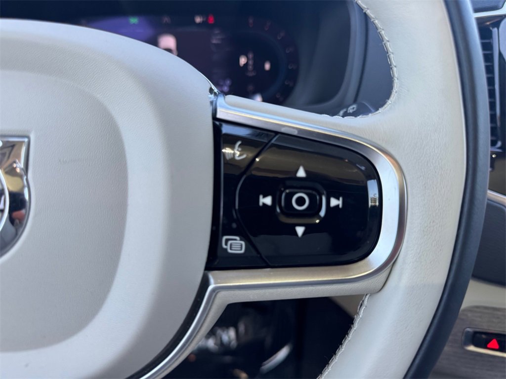 Certified 2023 Volvo XC90 B6 Plus w/ Protection Package Premier image 13