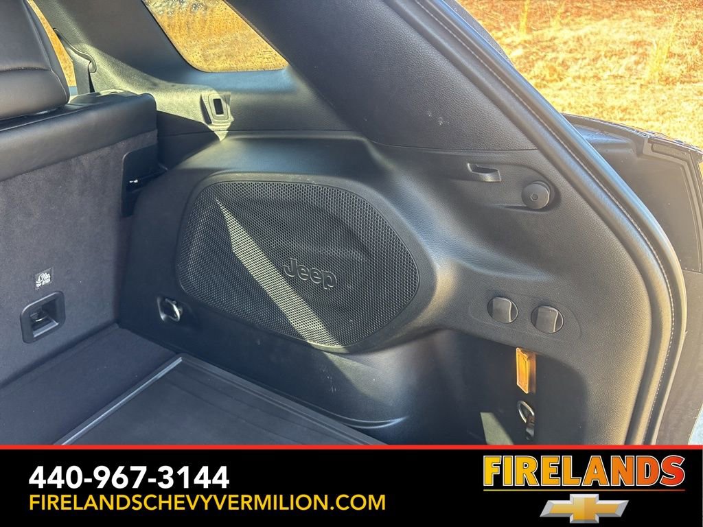 Used 2022 Jeep Cherokee Limited w/ Mopar Interior Package image 49