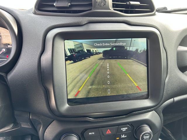 Used 2022 Jeep Renegade Limited image 29