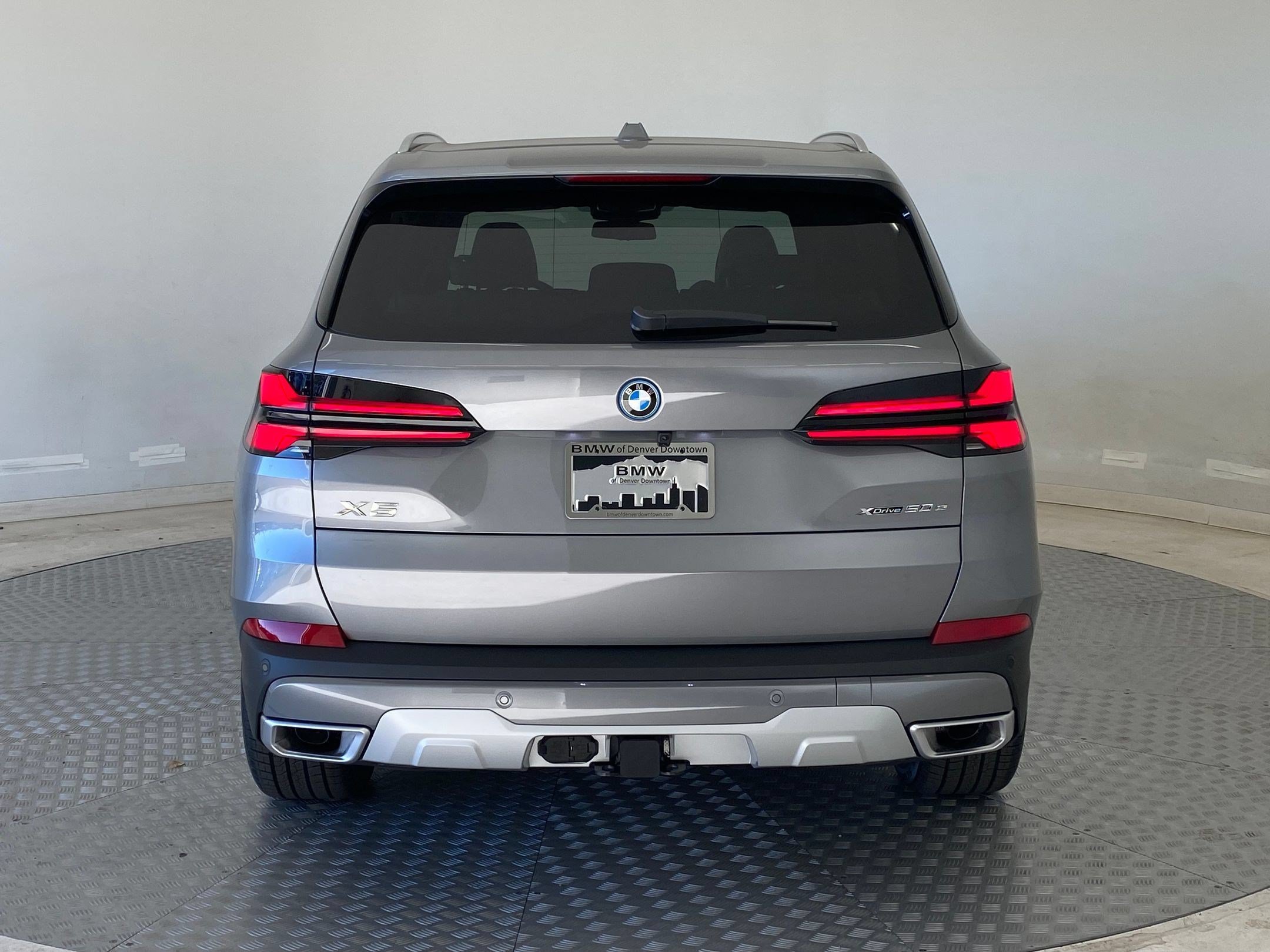 Used 2026 BMW X5 xDrive50e w/ Premium Package AWD/4WD image 9