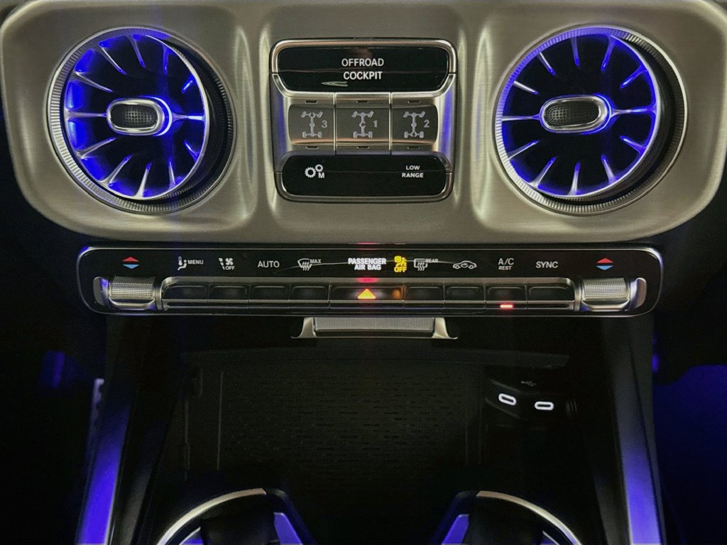 Used 2025 Mercedes-Benz G 550 image 16